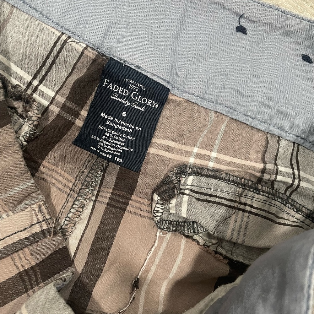 Faded Glory Men's Plaid Shorts in Tan and Brown - Picture 3 of 3